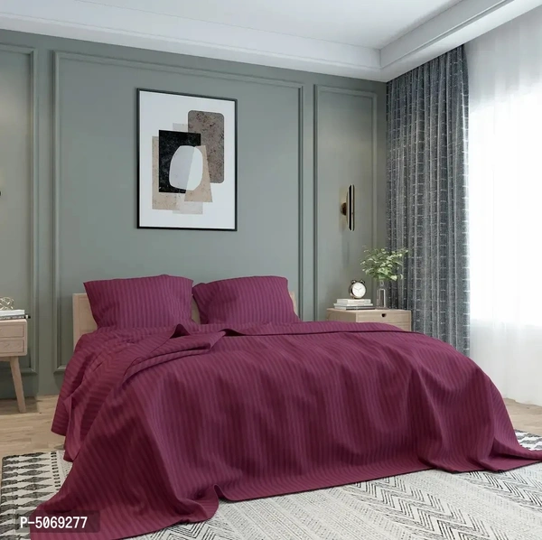 Comfortable Fine Glace Cotton Abstract One Queen Size Elastic Fitted Bedsheet with Two Pillow Covers