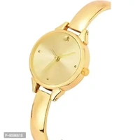 Zuperia Combo of Crystal Glass Leather Strap Watch and Bangle Analog Watch for Girls and Women