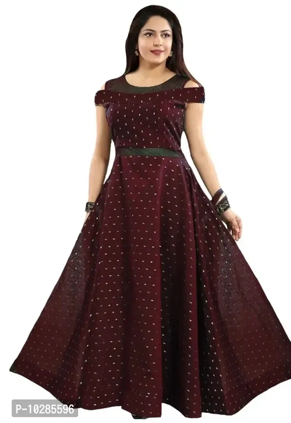 Pretty Partywear Women Gowns - M
