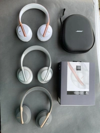 Bose 700 Model Headphone - Black