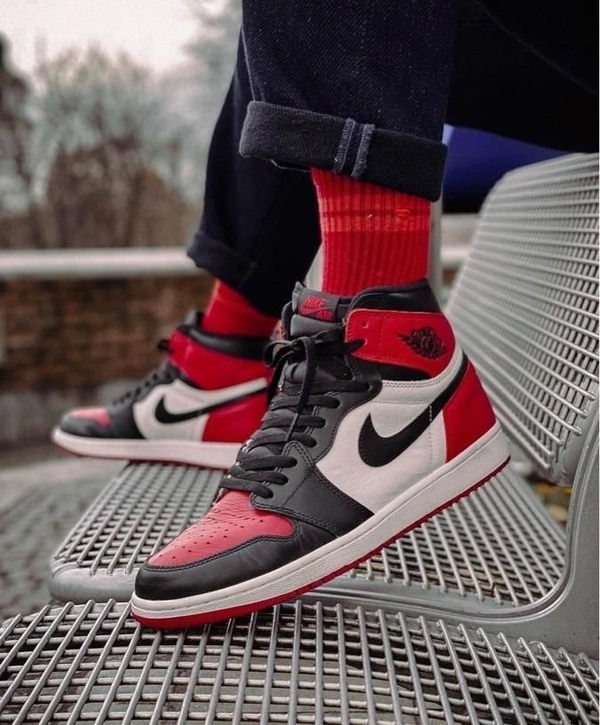 Jordan 1 Retro High 