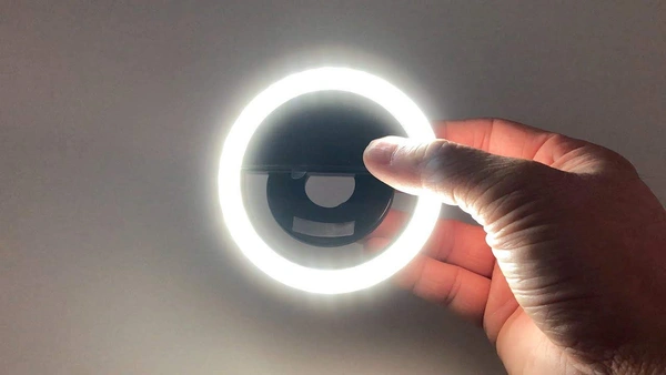 JAZLOG MacNgrid Clip on Round Selfie Ring Light Rechargeable Battery with 36 LED for SmartPhone (Random Colour) - M, Black, 249 Gram