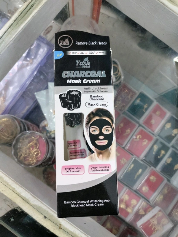 Yash Charcoal Face Mask Cream  - Black, 130g