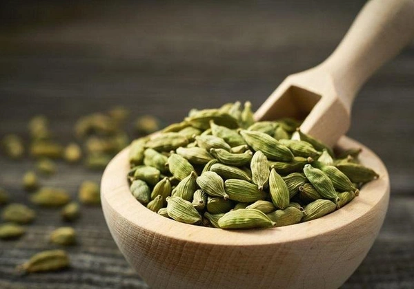 Cardamoms /Elaichi 