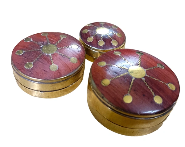 100% pure brass set of 3 dabbis / Multipurpose stoage box / Antique product / Wooden top