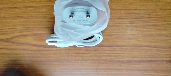 Sarju USB Charger Plus 2.4A Max Speed - White, 1.5m Cable