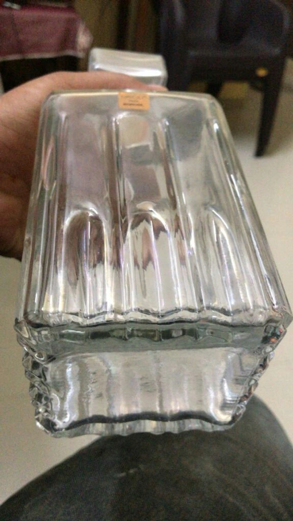 Bottle - Decanter  - White, 1000 Ml