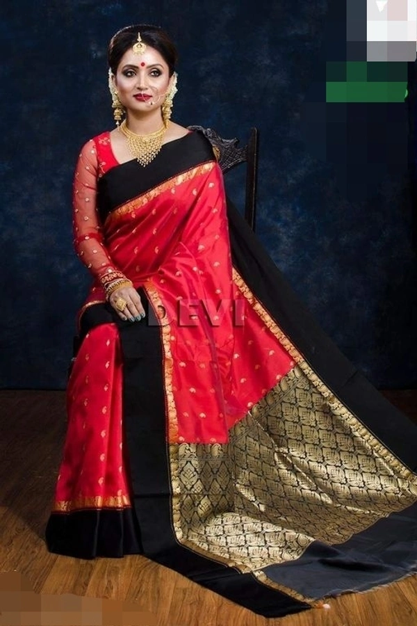  Fashionable Banarasi Kanjivaram Silk Saree 