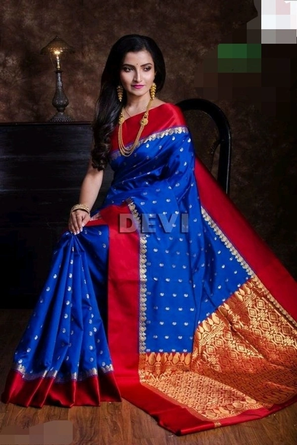  Fashionable Banarasi Kanjivaram Silk Saree 
