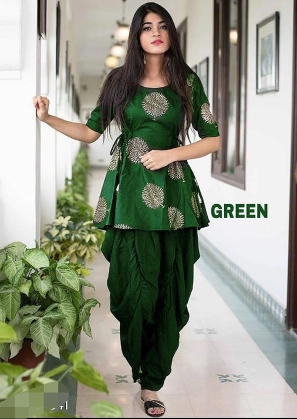 Women's Printed Anarkali Kurta with Dhoti Pants - L
