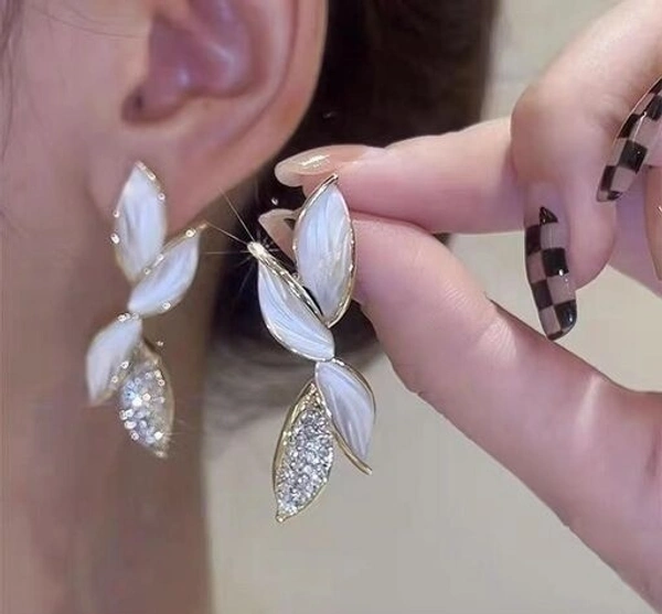 Arzonai Design sense, fashion and simplicity, Mori leaf earrings, 2022 new trendy Korean temperament net red silver needle earrings for women