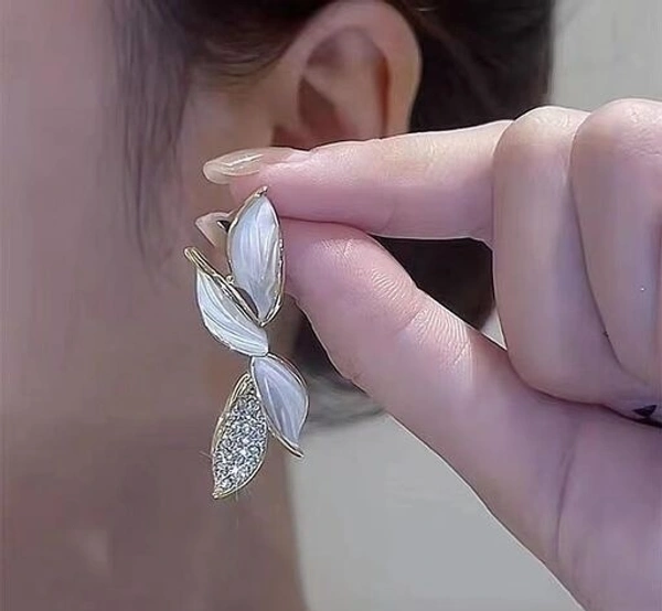 Arzonai Design sense, fashion and simplicity, Mori leaf earrings, 2022 new trendy Korean temperament net red silver needle earrings for women