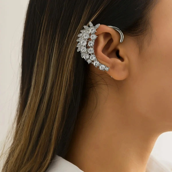 Arzonai 1Pcs jewelry Sweet and cool geometric rhinestones without pierced earrings Cold and trendy all-match niche earrings