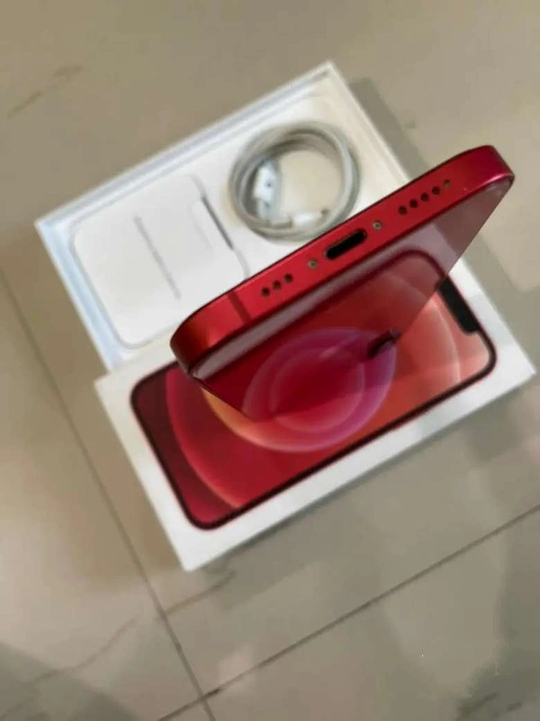 Iphone 12 Red Colour 64 GB - Black, 12