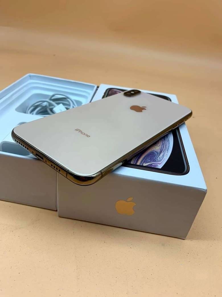 Apple iPhone 7 (128GB) Gold - Unlocked GSM Smartphone *New