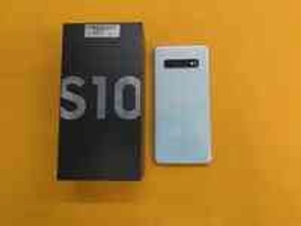 Samsung Galaxy S10 8/512GB - White, 36