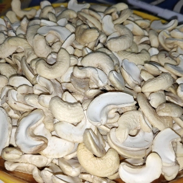 KAJU SPLIT 