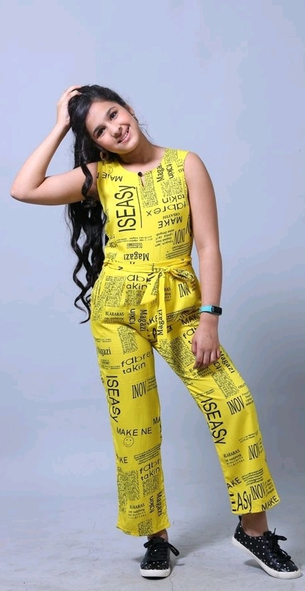 Stylish Kids Girls Dungare & Jumpsuit - 7-8 years
