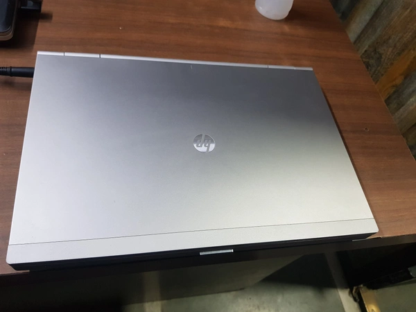 Hp ELITEBOOK 8470 Core I5 3rd Gen 4gb Ram 320 Gb Hdd 14inch - Sliver, 14 Inch