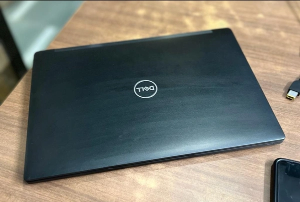 *👇💯% Refurbished 💯%*💻Dell 7390 model**💻core i7 8th generation**💻16gb  DDR4 ram**💻256 GB M.2**💻 13.3inch screen slim size**💻adapter**💻At reasonable price**----------------------------**Excellent Computers**MUMBAI**9867863404**9867626370* - Black, 13.3"