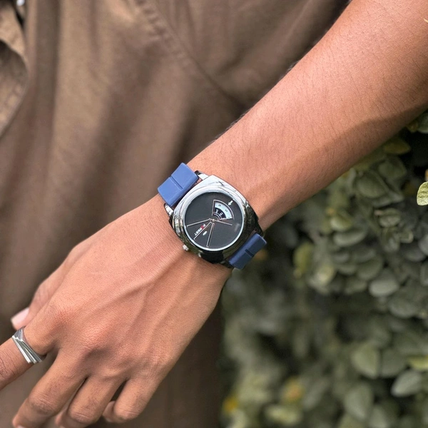 Forest Analog Quartz Movement Watch With High Quality Strap Best finishing Body & Case