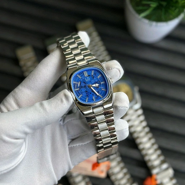 LG Gold Budget Analog Quartz Watch – Premium Style at a Budget Price