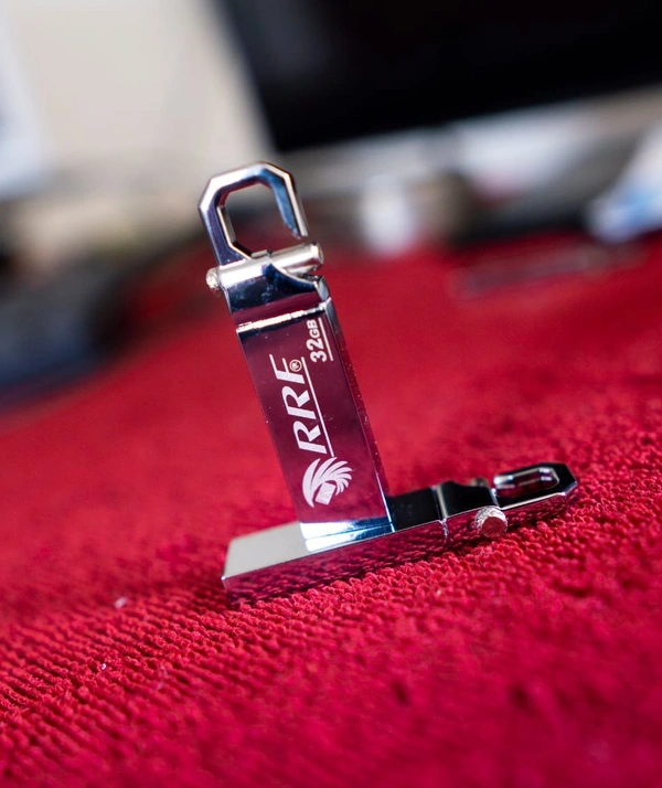 32GB RRF PenDrive USB 2.0 Flash Drive Metal Body, EnStore Drive for Laptop, Computer, Desktop etc. - 32GB