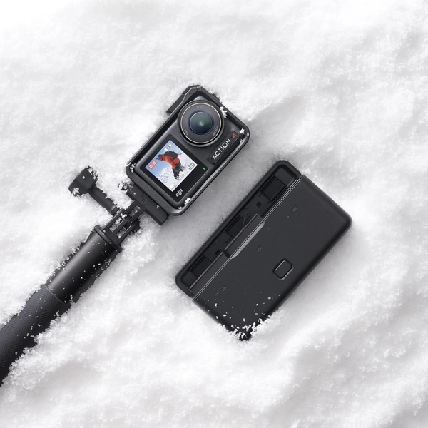  DJI Osmo Action 4 Adventure Combo - 4K/120fps Waterproof Action Camera with a 1/1.3-Inch Sensor, 10-bit & D-Log M Color Performance, Up to 7.5 h with 3...