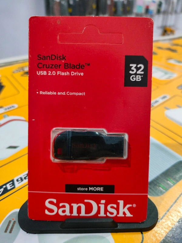 SanDisk Pen Drive 32GB ( USB 2.0 Flesh Drive ) 