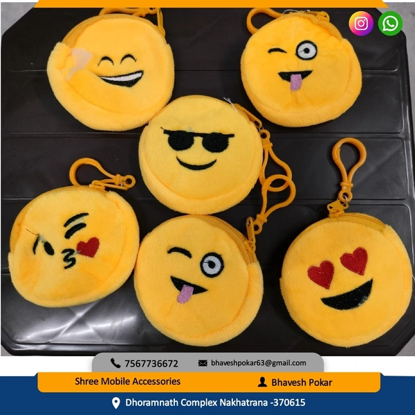 Smiley Earphone Pauch & Keychain ( Best Quality )