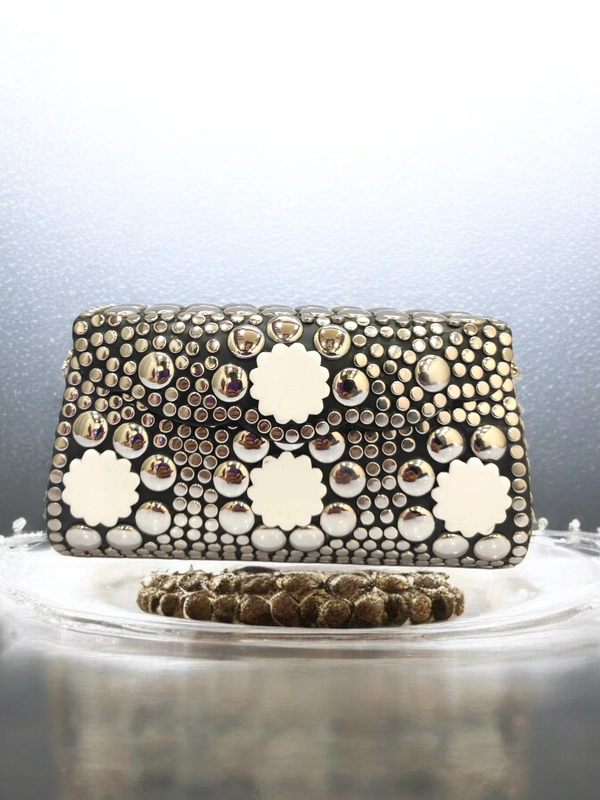 Valley Handicraft Metal New Shape Box Clutch (1pcs ) - Mix colour, 1
