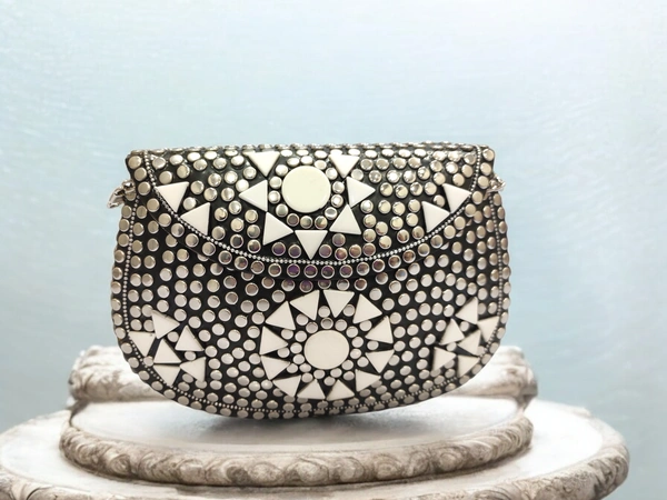 Valley Handicraft Metal Round Box Clutch (1pcs ) - Muilty Colour, 1