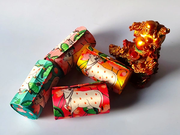 Valley Handicrafts  (6 Inch) Pichwai Cow Print  Chudi Bangles Box/  Bangles Organiser for Women | Bangle Box Storage For Women /  Best Gifts Favours Giveaways &  Favours /Shagun  Return Gifts for Haldi  Mehendi Roka Wedding (20pcs )