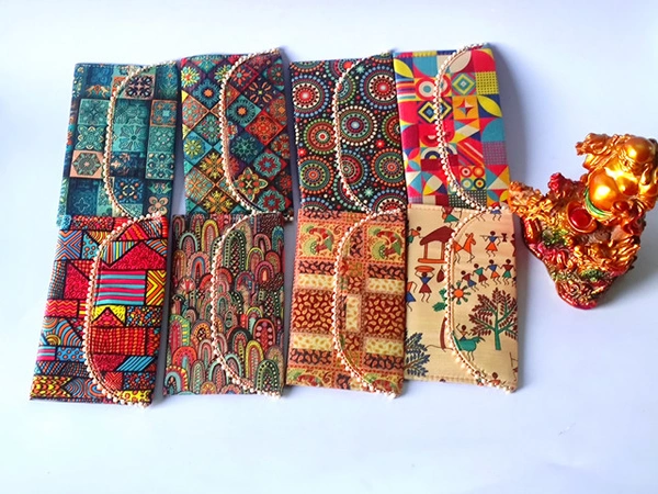 Valley Handicrafts (8*5 inch) Assorted Colours Designer Ladies Digital Printed Clutches envelope for Wedding party Wallet Giftting Lifafa /  Best Gifts Favours Giveaways &  Favours /Shagun  Return Gifts for Haldi  Mehendi Roka Wedding (10pcs ) - Mix Colour, 10