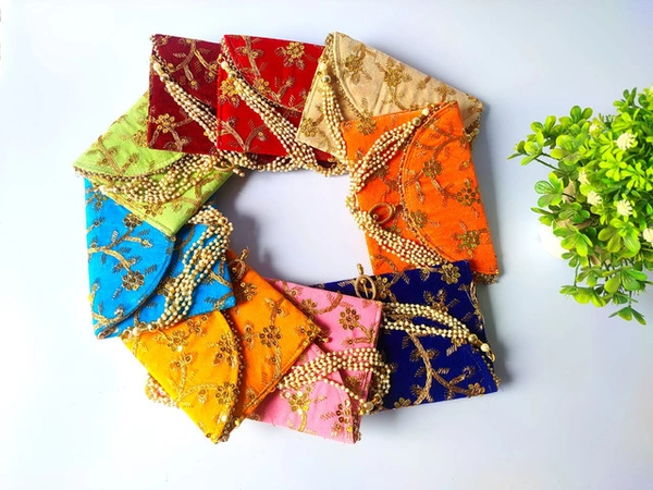 Valley Handicrafts (8*5 inch)  Embriodery Velvet  Clutches with Beads Handle for Giffting Weddding envelopes for Wedding party Wallet Giftting Lifafa /  Best Gifts Favours Giveaways &  Favours /Shagun  Return Gifts for Haldi  Mehendi Roka Wedding (20pcs ) - Mix Colour, 20