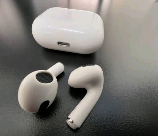 Airpods Pro 3rd Generation - White, Free Size