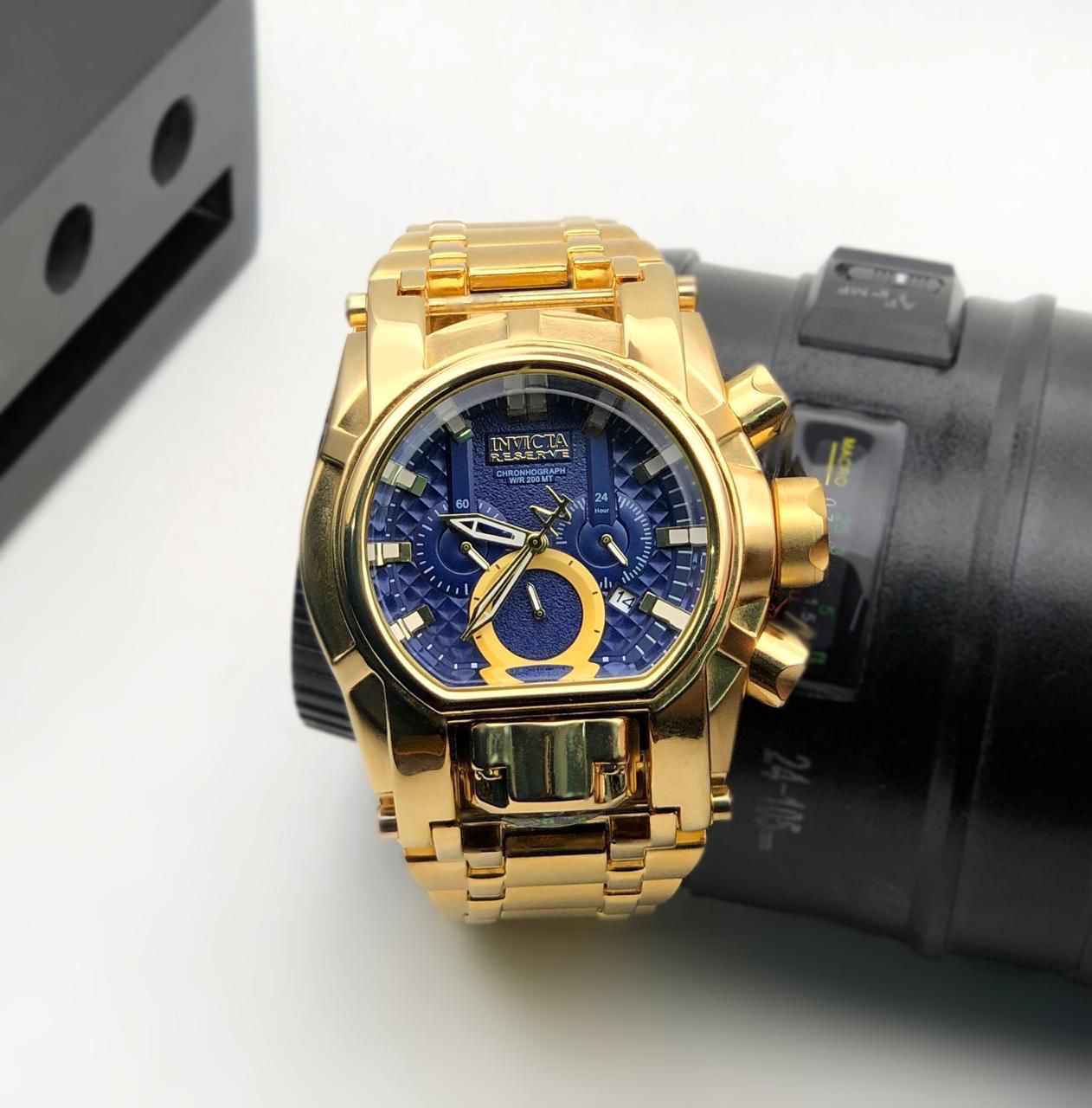 Invicta BOLT ZEUS RESERVE 19485 腕時計 【公式通販】