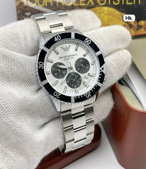 Emporio Armani
Model - Modern Chronograph