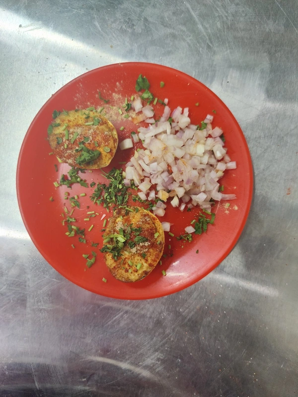 Egg Boiled fry अंडा बॉईल फ्राय  - 1 Nos