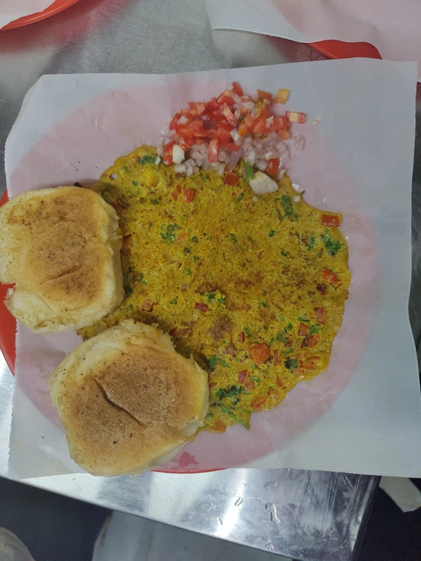 Egg Masala Omlet Double अंडा मसाला ऑमलेट - Double Egg With 2 Pav