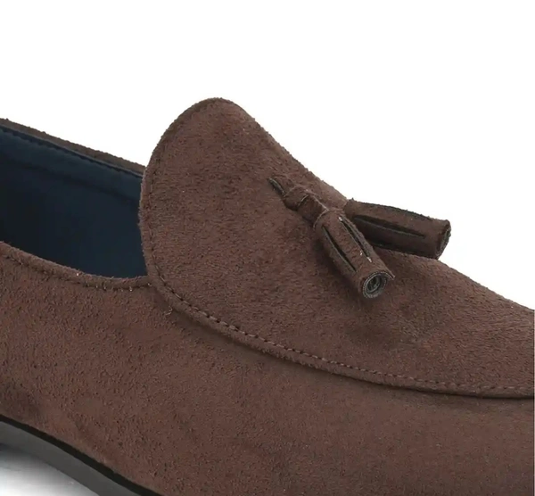 HERE & NOW Men Tassel Formal Slip On Shoes - 8