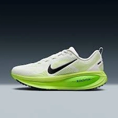 NIKE-RUNNING SHOE
