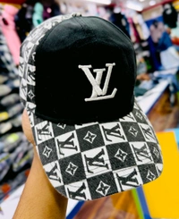 LOUIS VUITTON LV IMP CAP - White