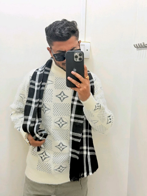 China Imp Sweatshirt - White, L