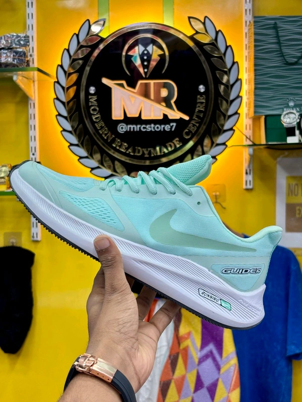 Nike Guide10 Vietnam - Spray, 6