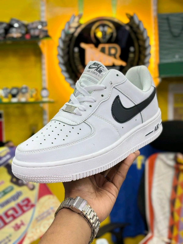 Nike Air Force 1 - White, 7