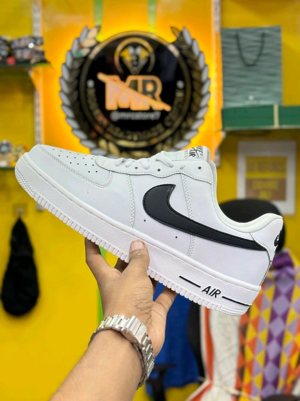 Nike Air Force 1 - White, 10