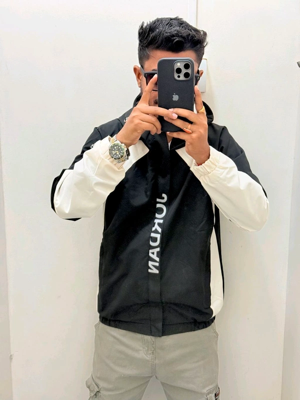 Aesthetic Windcheater - Black, L