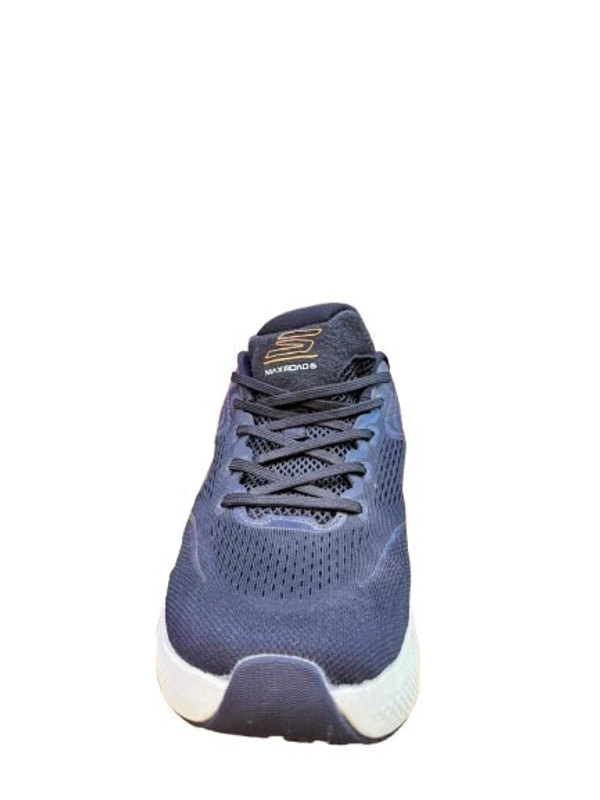 SKECHERS  - 7.5, BLACK