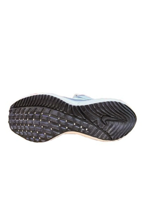 NIKE VOMERO 16 - 8.5, WHITE/GREEN, 1